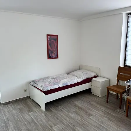 Monteurgut Eiche דירה *